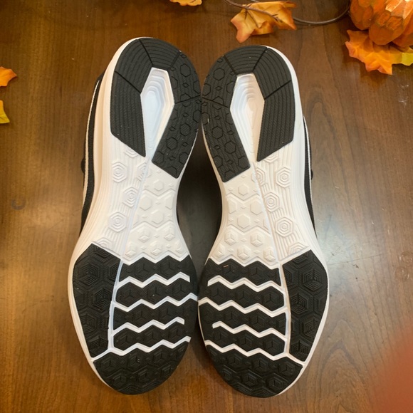 NEW NWT Nike City Trainer w/ box - Picture 6 of 7